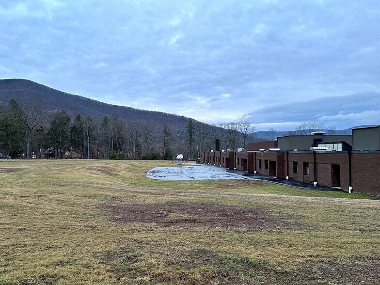 More Photos Of 2055 Pa-29, Monroe Township Schools For Sale