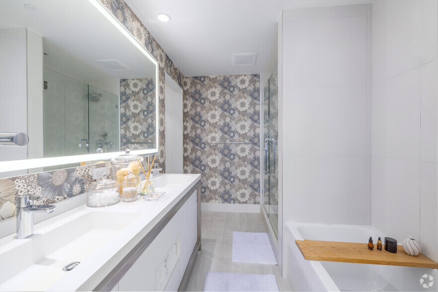 More Photos Of 2000 Metropica Way, Fort Lauderdale Apartments For Sale