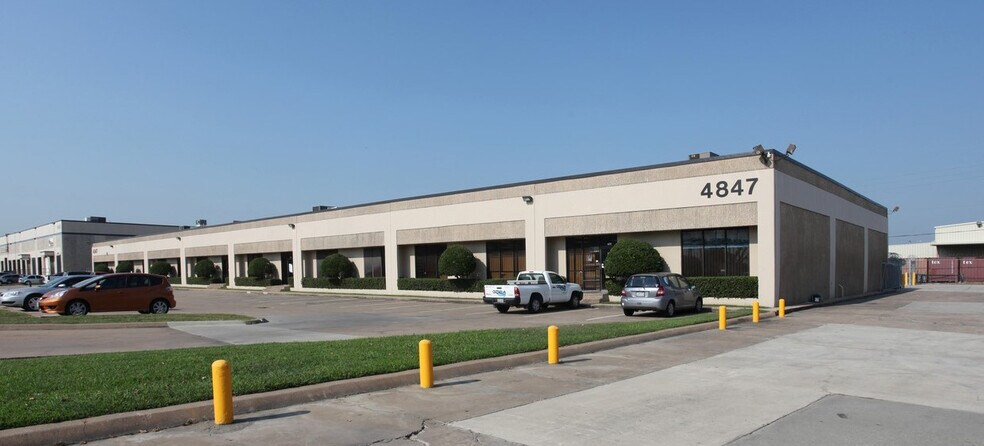 More Photos Of 4847 Homestead Rd, Houston Warehouse For Lease
