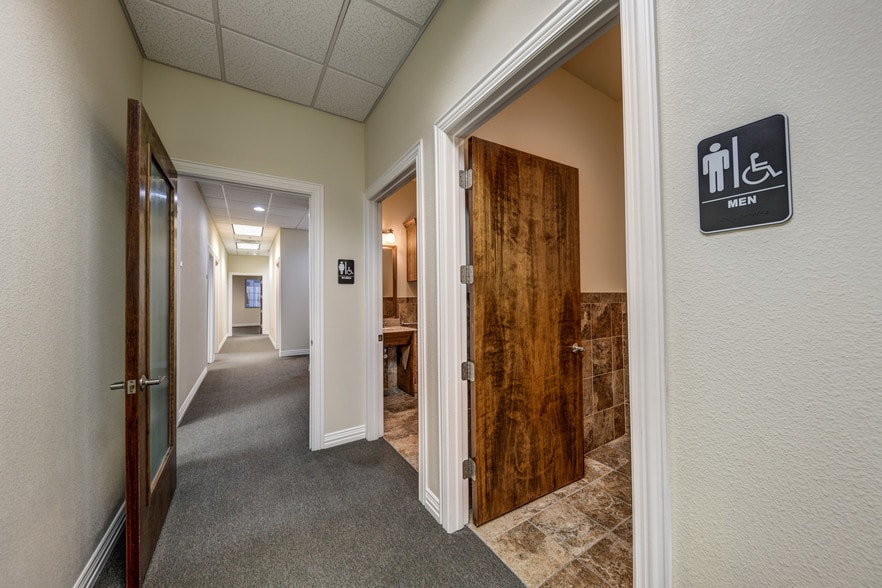 More Photos Of 1001 Long Prairie Rd, Flower Mound Medical For Sale