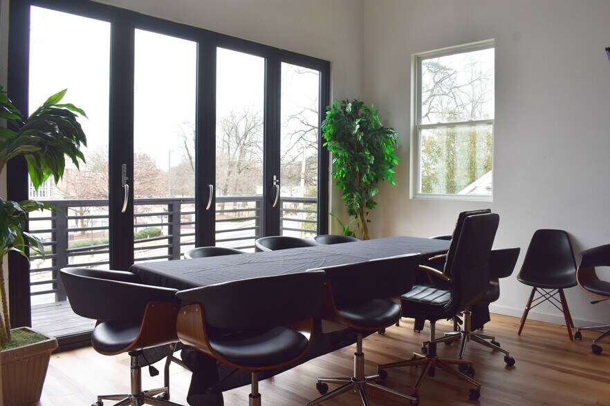 More Photos Of 235 Candler Rd SE, Atlanta Specialty For Sale
