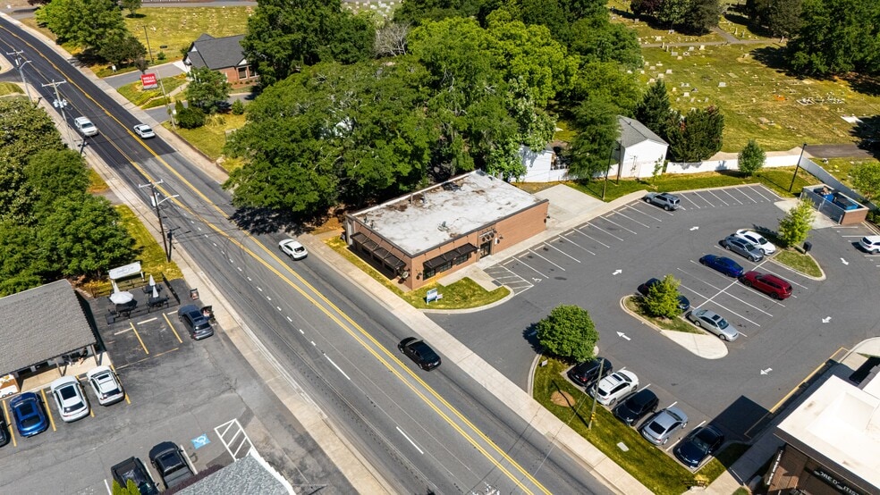 More Photos Of 485 Tom Hall St, Fort Mill Freestanding For Lease