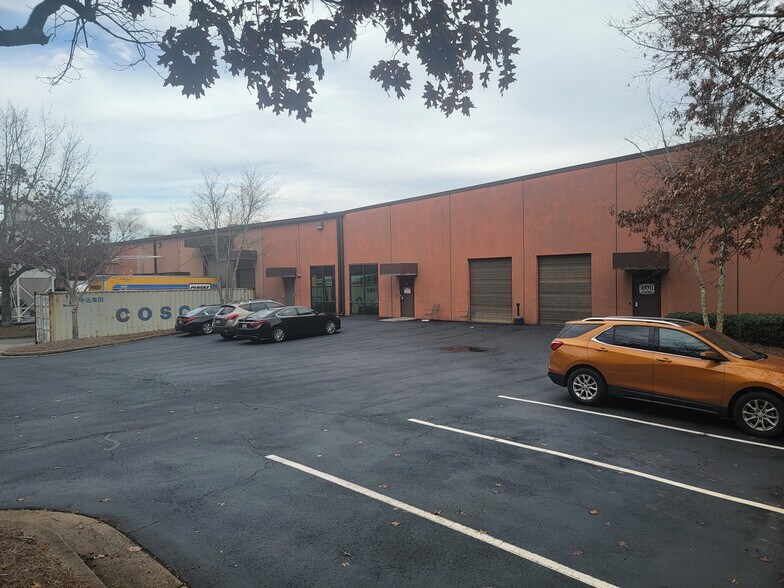 More Photos Of 2855 Marconi Dr, Alpharetta Flex For Lease