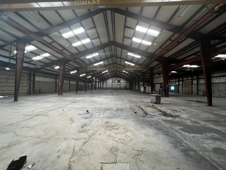 More Photos Of 6310 E 13th St, Tulsa Manufacturing For Sale