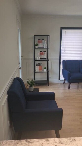 More Photos Of 156 Whitaker Rd, Lutz Medical For Lease