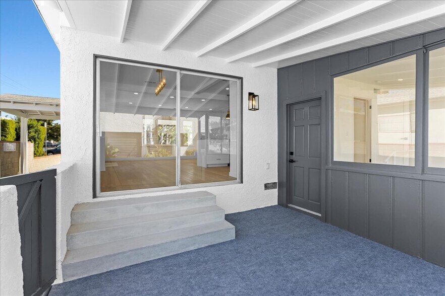 More Photos Of 2218 24th St, Santa Monica Apartments For Sale