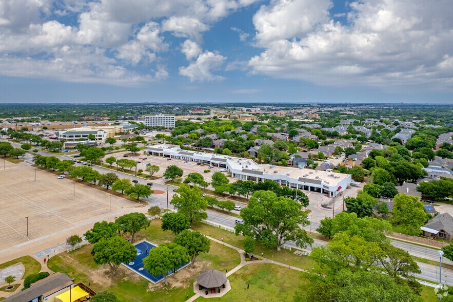 More Photos Of 1600 Central Dr, Bedford Medical For Lease