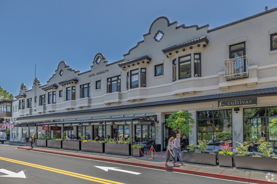 More Photos Of 22 El Portal, Sausalito General Retail For Lease
