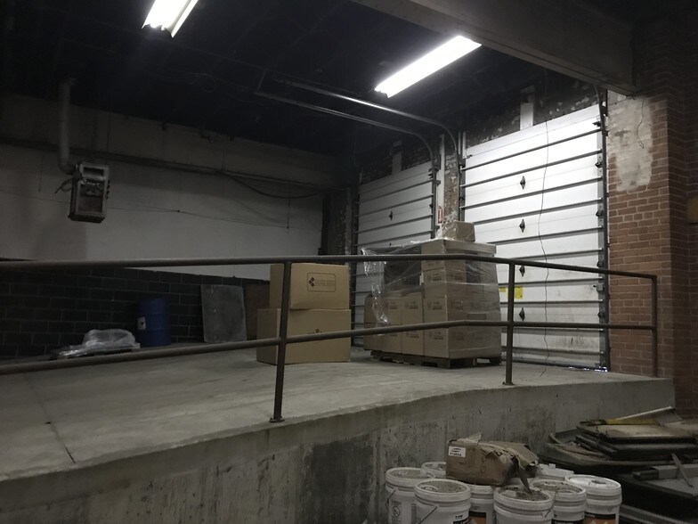 More Photos Of 730 S Market Ave, Canton Warehouse For Sale