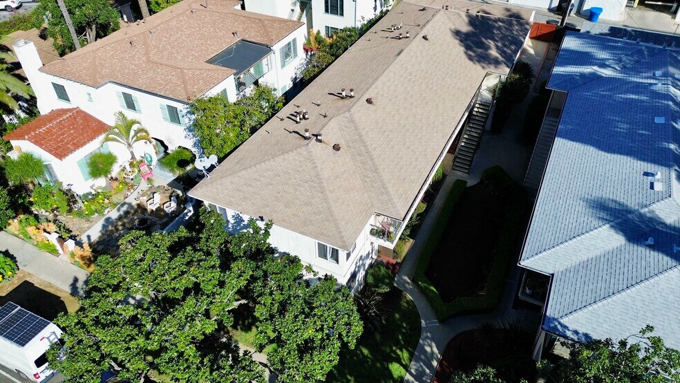 More Photos Of 1233 14th St, Santa Monica Apartments For Sale