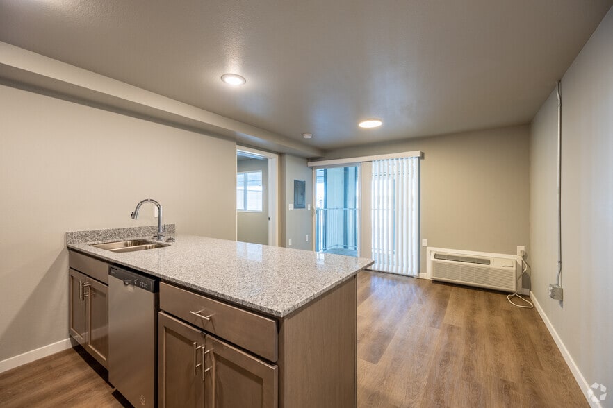 More Photos Of 1525 W Havens Ave, Mitchell Apartments For Lease