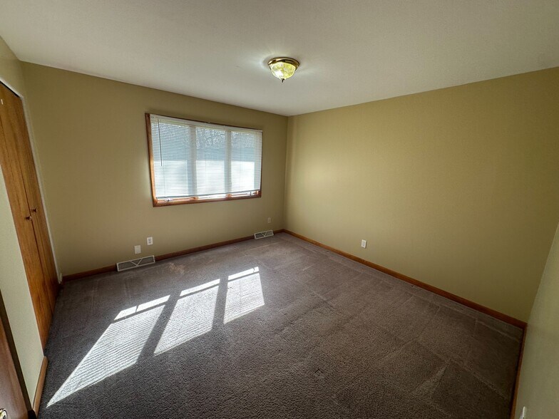 More Photos Of 4300 E 73rd Ave, Merrillville Apartments For Sale