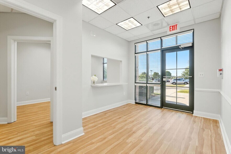 More Photos Of 75 Thomas Johnson Dr, Frederick Medical For Lease