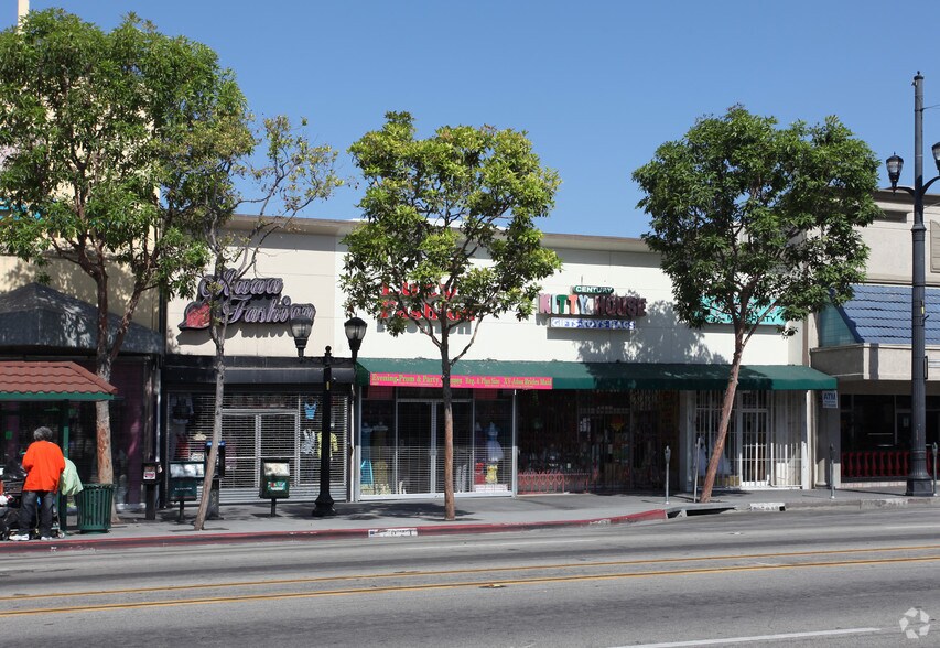 More Photos Of 7017-7021 Pacific Blvd, Huntington Park Storefront For Lease