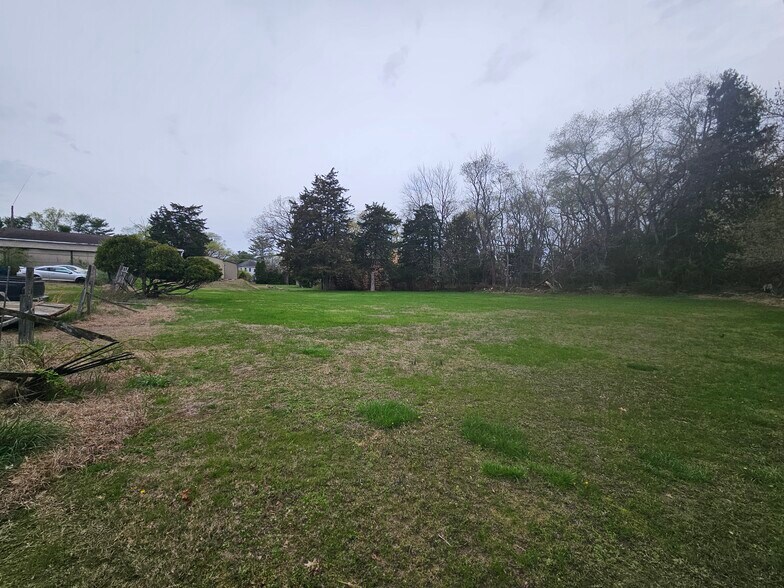 More Photos Of 1737 S Burlington Rd, Bridgeton Flex For Sale