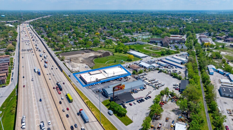 More Photos Of 17506 Chicago Ave, Lansing Self Storage For Sale