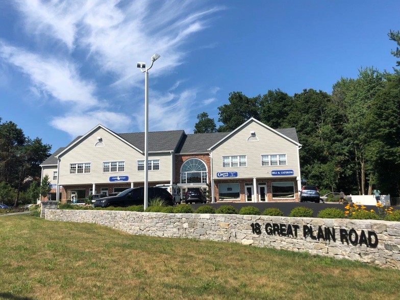 Primary Photo Of 18 Great Plain Rd, Danbury Storefront Retail Office For Lease