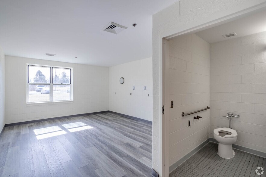 More Photos Of 1835 E Landis Ave, Vineland Rehabilitation Center For Lease