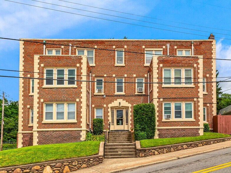 More Photos Of 13 Newfound St, Canton Apartments For Sale