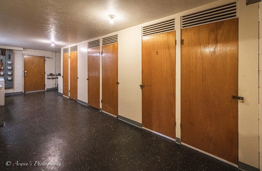 More Photos Of 1500-1525 Stewart Cir NW, Warren Apartments For Sale
