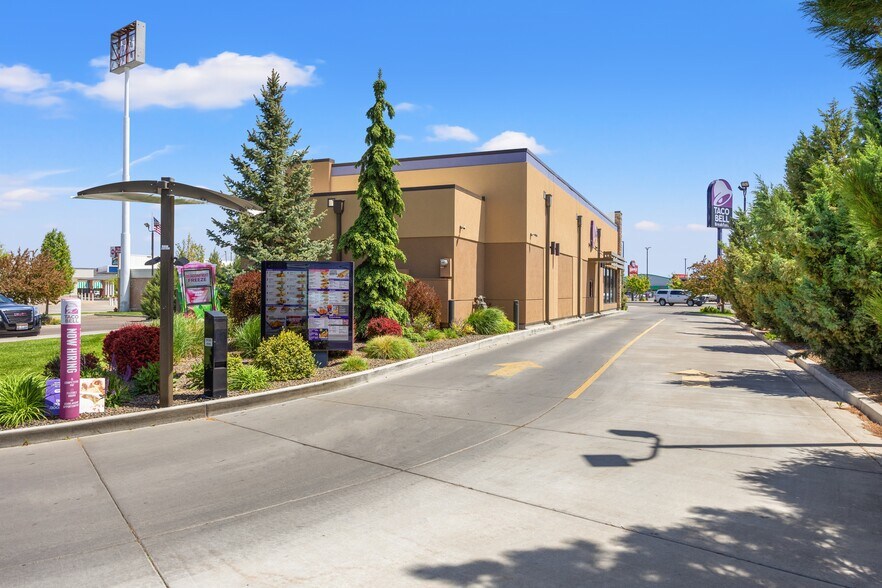 More Photos Of 632 N Overland Ave, Burley Fast Food For Sale