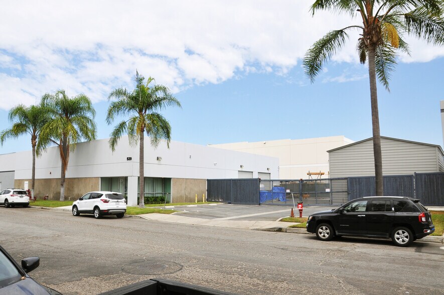 More Photos Of 529 W Blueridge Ave, Orange Warehouse For Sale