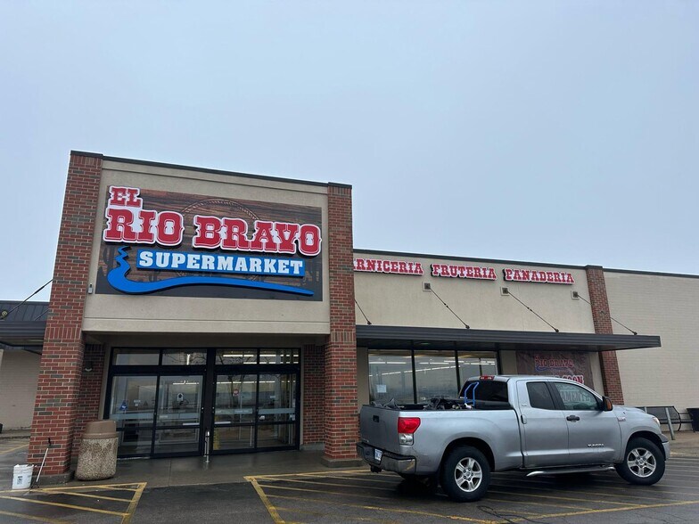 More Photos Of 1312 Industrial Rd, Emporia Unknown For Lease