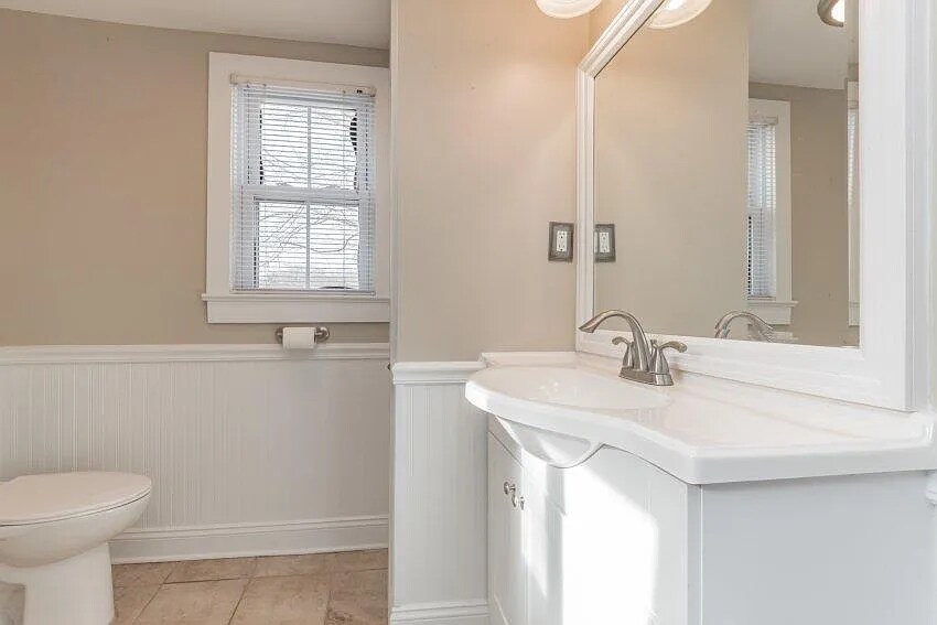 More Photos Of 4090 Old Town Rd, Huntingtown Flex For Sale