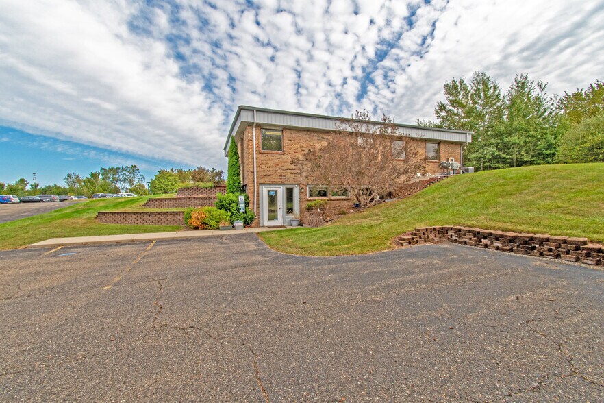 More Photos Of 7461 S State Rd, Goodrich Storefront Retail Office For Sale