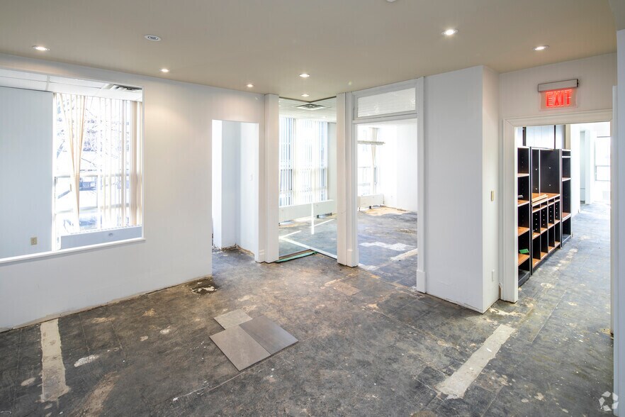 More Photos Of 2171 Avenue Rd, Toronto Office For Lease