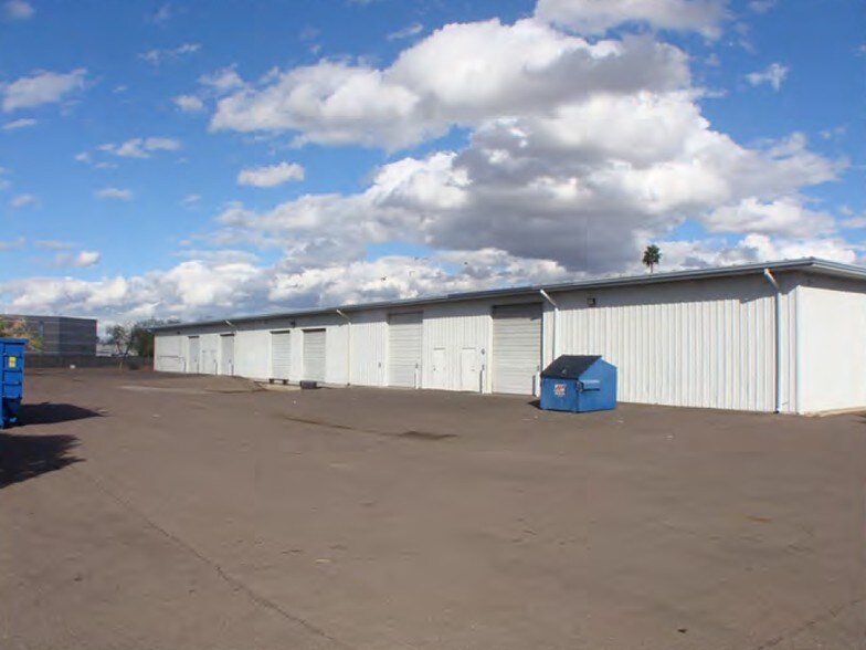 Primary Photo Of 4844-4846 S 40th St, Phoenix Warehouse For Lease