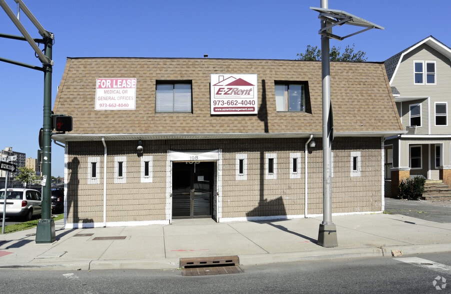 Primary Photo Of 198 Central Ave, East Orange Medical For Lease