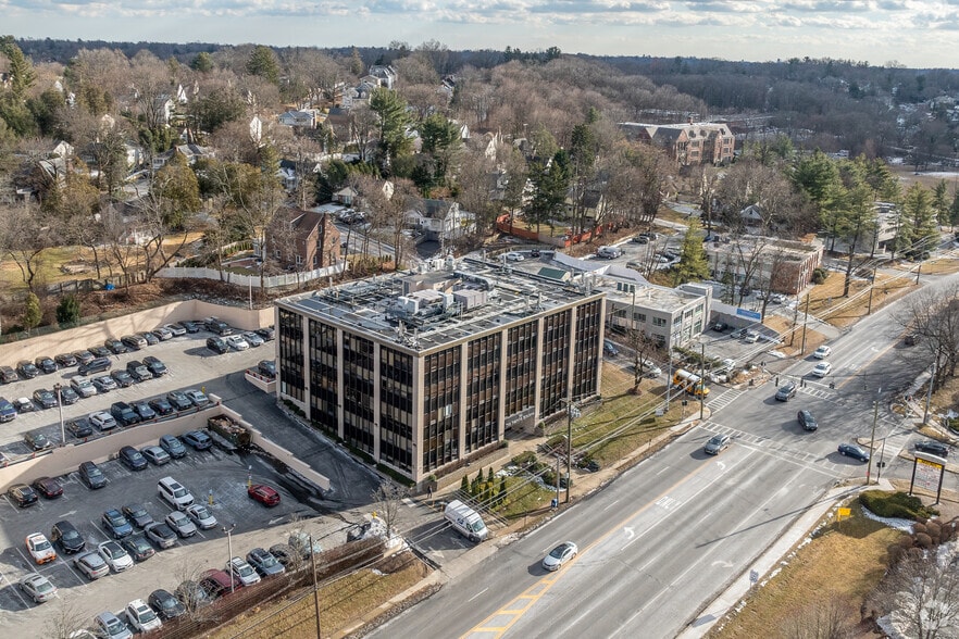 More Photos Of 280 N Central Ave, Hartsdale Medical For Lease