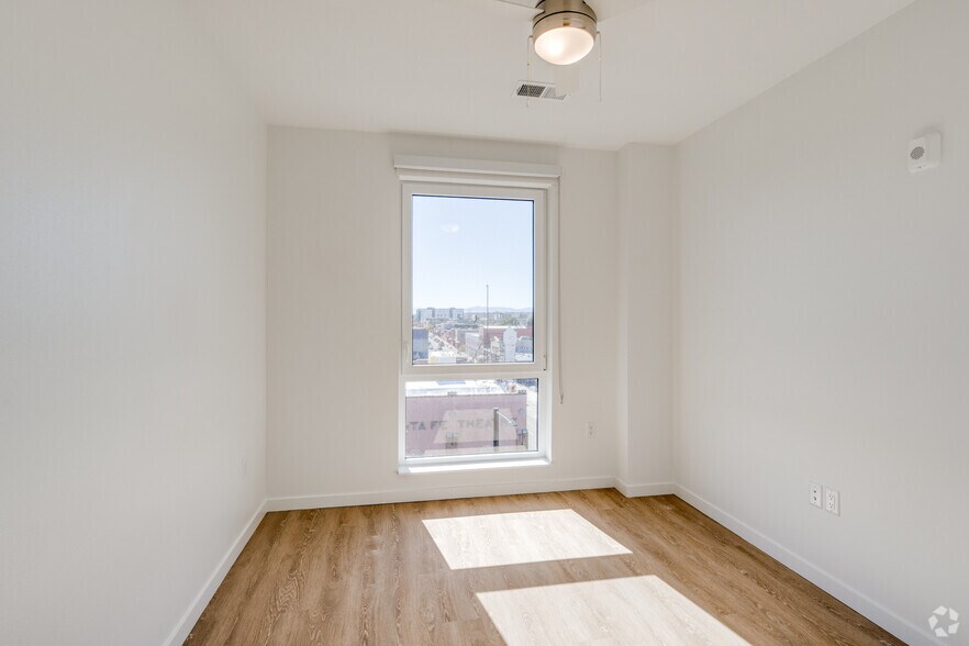 More Photos Of 1010 N Santa Fe Dr, Denver Apartments For Lease