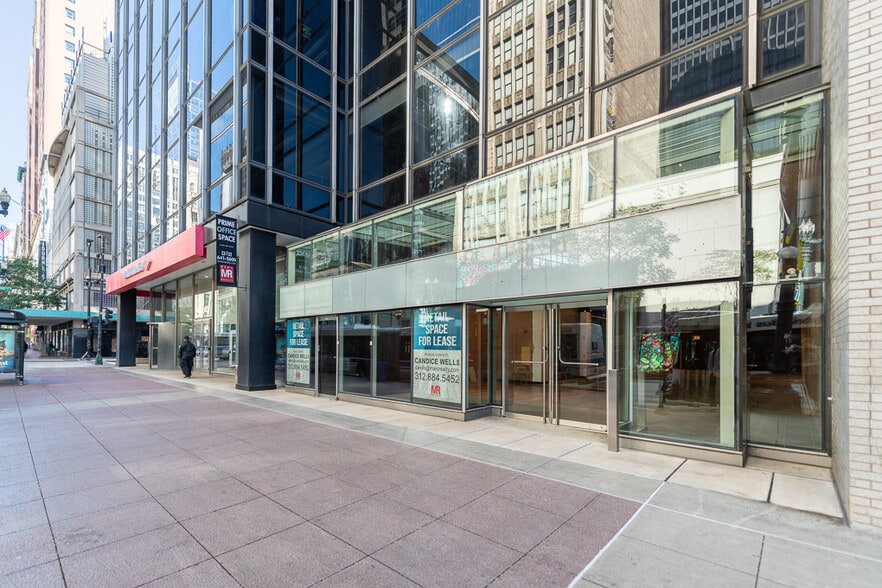 More Photos Of 11 E Adams St, Chicago Office For Lease