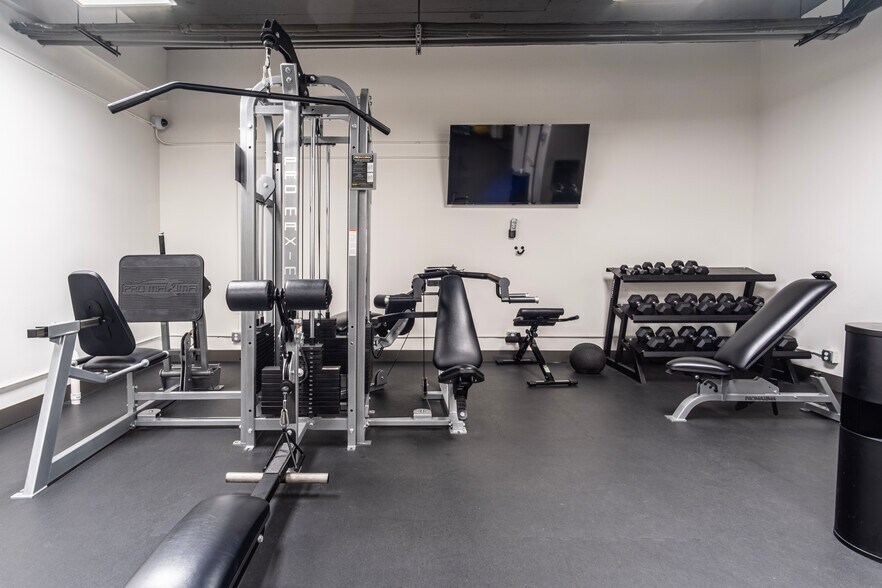 More Photos Of 7135 Canterbury Ave, Saint Louis Apartments For Sale