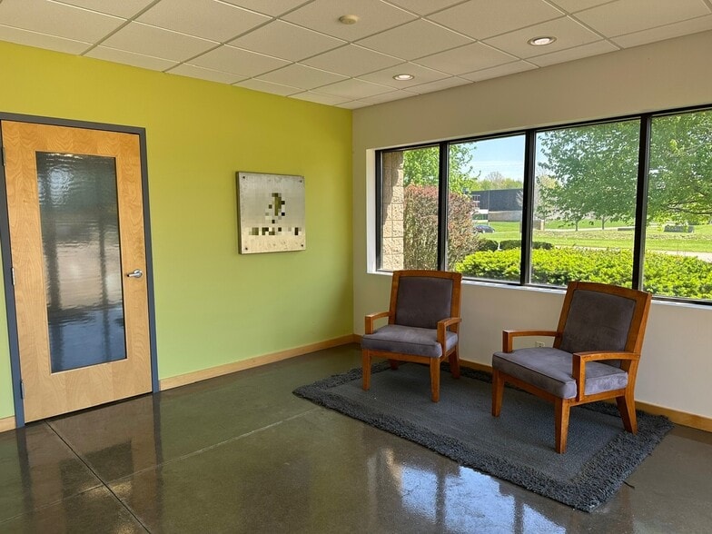 More Photos Of 9107 Pleasantwood Ave NW, North Canton Warehouse For Sale