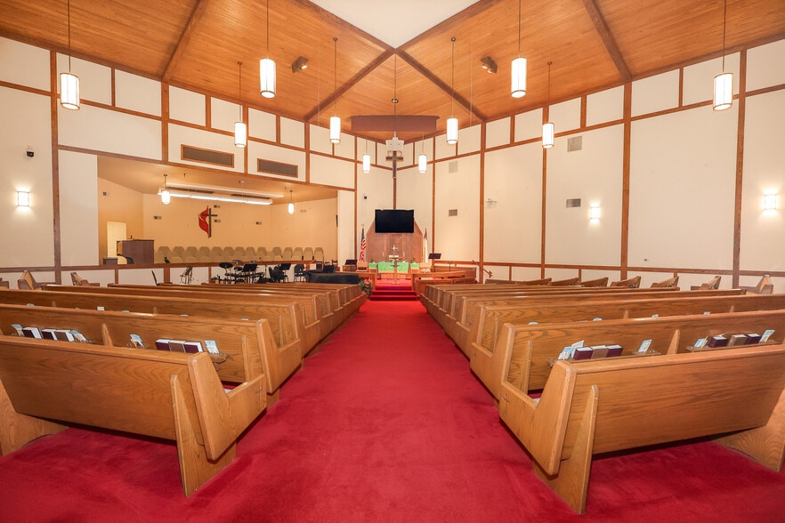 More Photos Of 1135 Buffalo St, Franklin Religious Facility For Sale