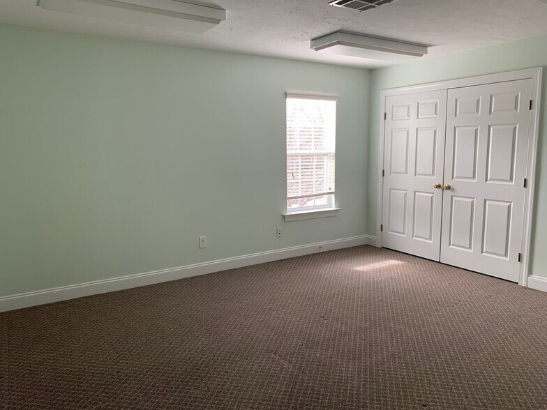 More Photos Of 602 Ponder Place Dr, Evans Office For Lease