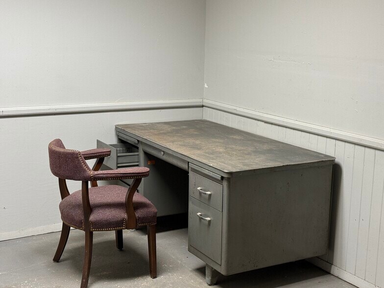 More Photos Of 80 Oliver St, Wisconsin Rapids Manufacturing For Lease