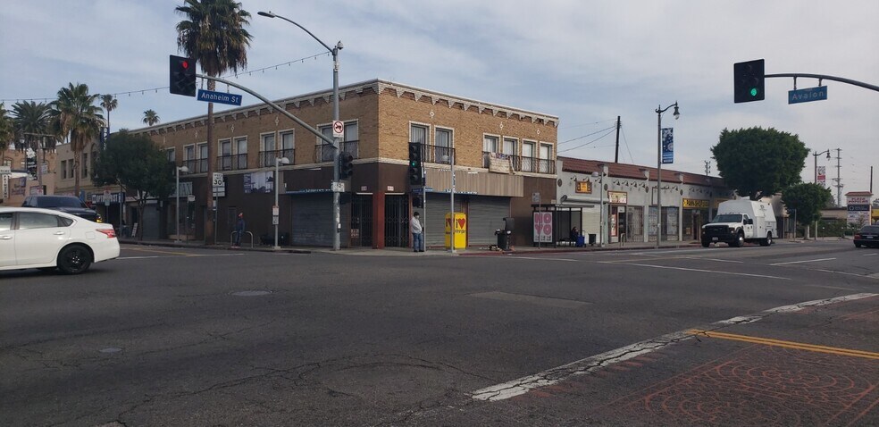 More Photos Of 101-113 E Anaheim St, Wilmington Storefront For Lease