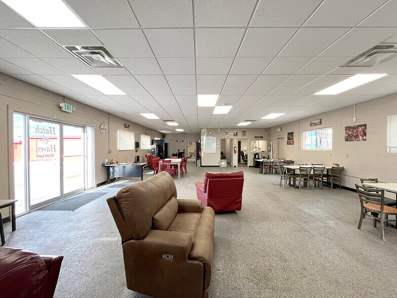 More Photos Of 2891 E Adams St, Show Low Storefront Retail Residential For Sale