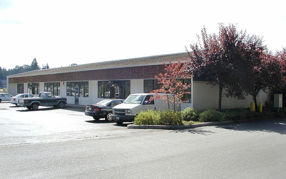More Photos Of 11124-11134 117th Pl NE, Kirkland Warehouse For Lease