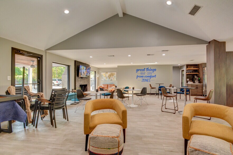 More Photos Of 26615 Oak Ridge Dr, The Woodlands Office For Lease