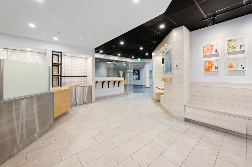 More Photos Of 1170 Boul Lebourgneuf, Québec Office For Lease