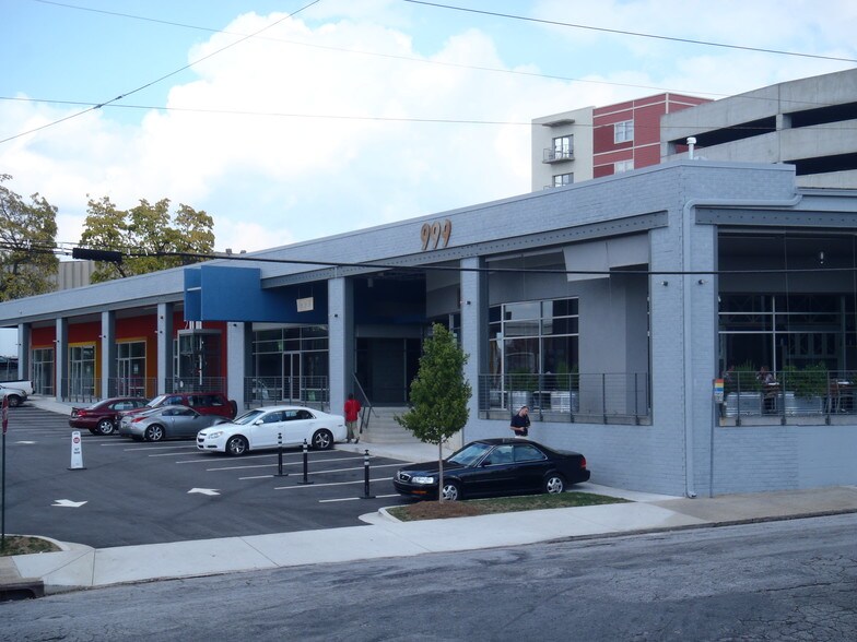 More Photos Of 999 Brady Ave NW, Atlanta Storefront For Lease