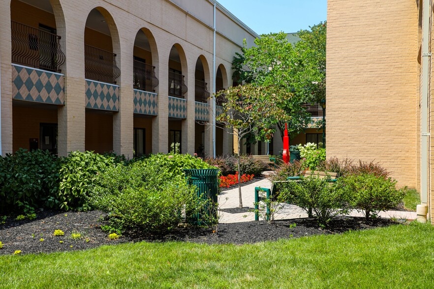 More Photos Of 90 Painters Mill Rd, Owings Mills Medical For Lease