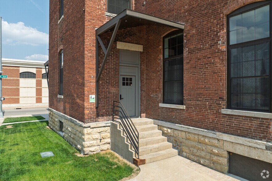 More Photos Of 1199 Central Ave, Dubuque Apartments For Sale