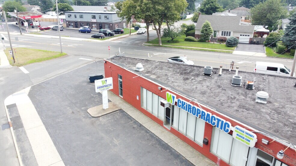 More Photos Of 900 Rt-109, West Babylon Storefront Retail Office For Sale