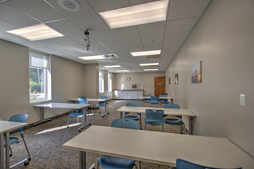 More Photos Of 2120 N 27th St, Decatur Rehabilitation Center For Sale